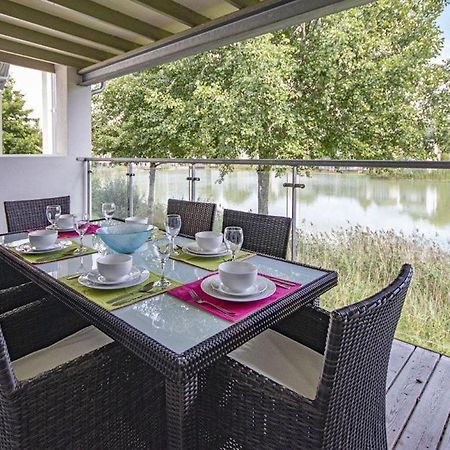 Howells Mere 88, Tranquility P Somerford Keynes Экстерьер фото