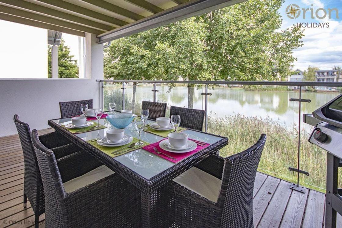 Howells Mere 88, Tranquility P Somerford Keynes Экстерьер фото